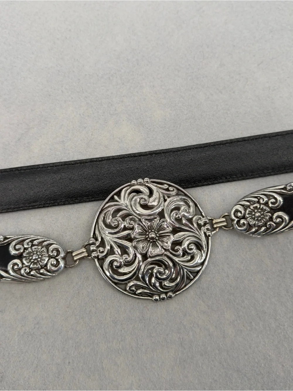Brighton Vintage 49053 Black Leather Chain Belt